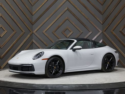 Used 2021 Porsche 911 Targa 4 image 12