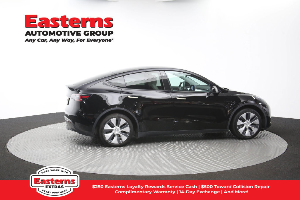 Used 2022 Tesla Model Y Long Range AWD/4WD image 41