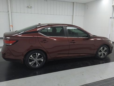 Used 2020 Nissan Sentra SV image 10