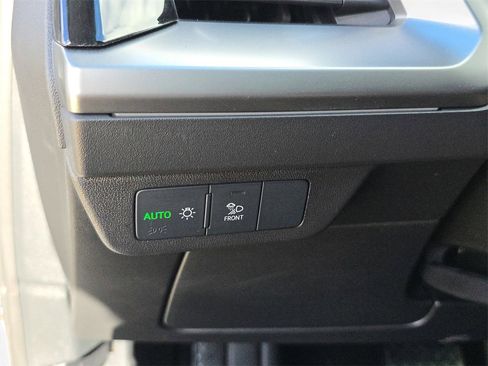 Certified 2024 Audi Q4 e-tron Prestige image 28