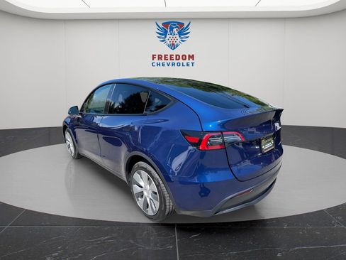 Used 2023 Tesla Model Y Long Range AWD/4WD image 4