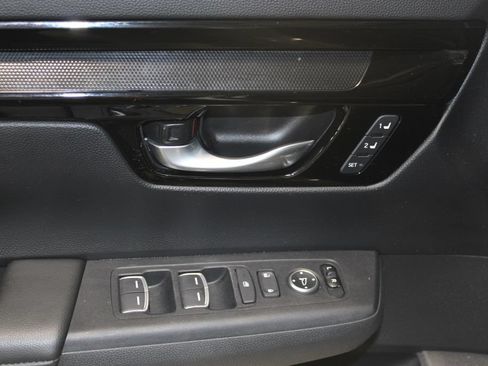 Used 2024 Honda CR-V EX-L image 6