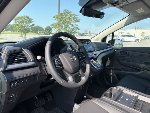 New 2026 Honda Odyssey EX-L image 11