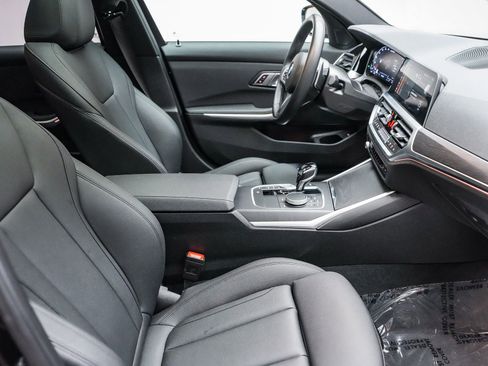 Used 2021 BMW M340i w/ Driving Assistance Package image 17