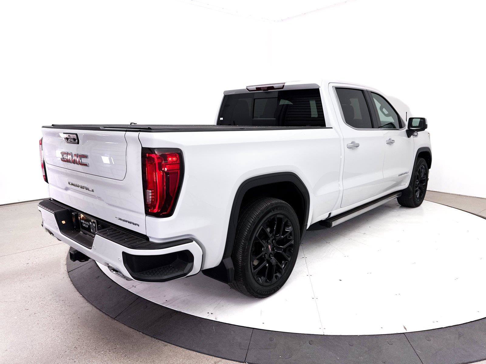 Used 2023 GMC Sierra 1500 Denali w/ Denali Reserve Package AWD/4WD image 19