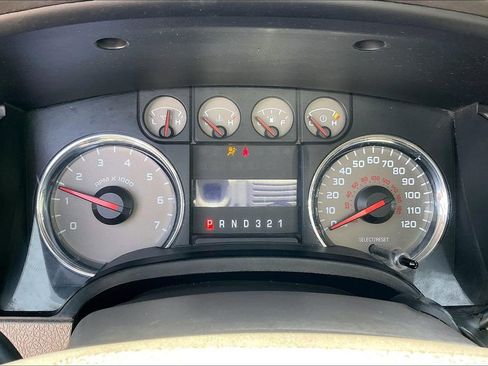 Used 2009 Ford F150 XLT image 11