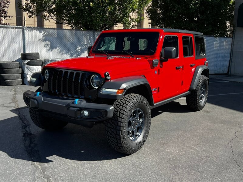 Used 2023 Jeep Wrangler Unlimited w/ Cold Weather Group AWD/4WD image 3