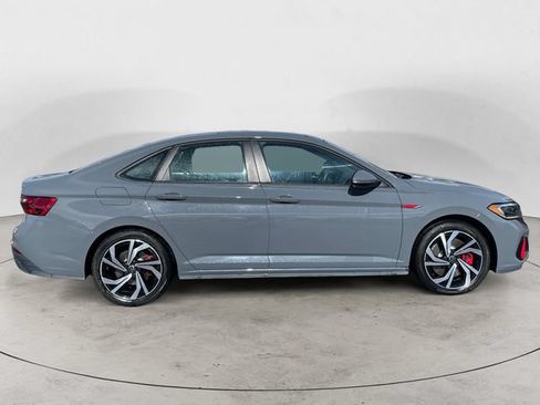 Used 2024 Volkswagen Jetta GLI Autobahn FWD image 6