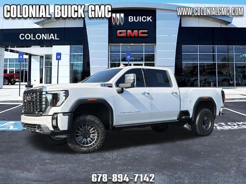 Used 2024 GMC Sierra 2500 Denali w/ Denali Reserve Package AWD/4WD image 1