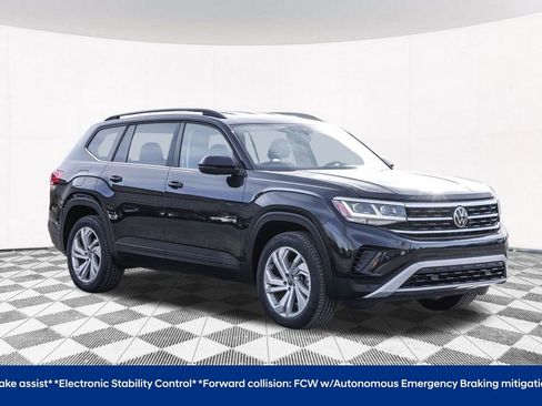 Used 2021 Volkswagen Atlas SE image 10