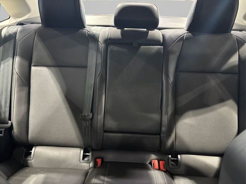 Used 2019 Volkswagen Jetta SE w/ Cold Weather Package image 18