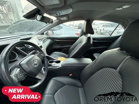Used 2024 Toyota Camry SE FWD image 10