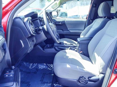Used 2020 Toyota Tacoma SR RWD image 2