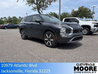 Used 2025 Mitsubishi Outlander SE