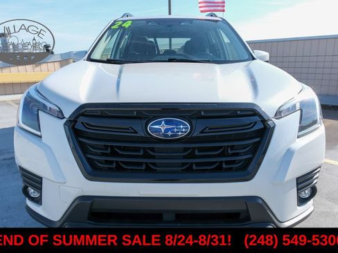 Used 2024 Subaru Forester Premium AWD/4WD image 9