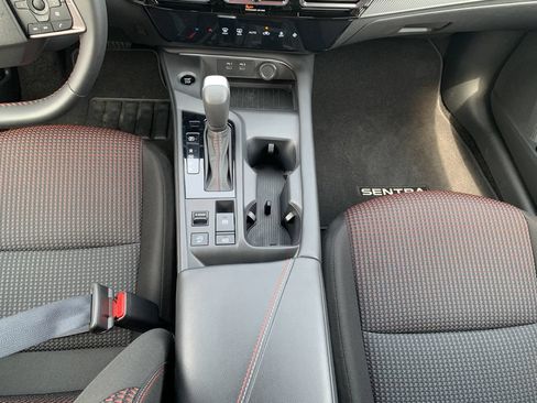 Used 2026 Nissan Sentra SR w/ Floor Mat Package FWD image 18