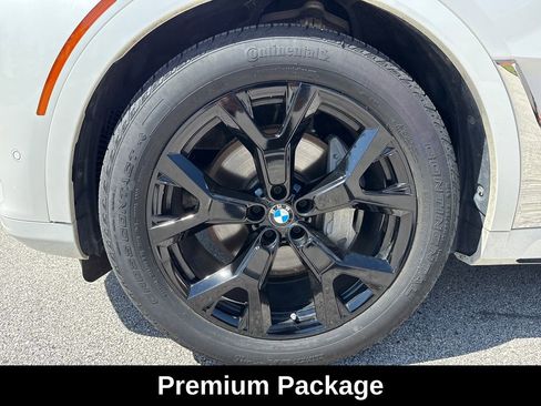 Used 2019 BMW X7 xDrive40i w/ Premium Package image 11
