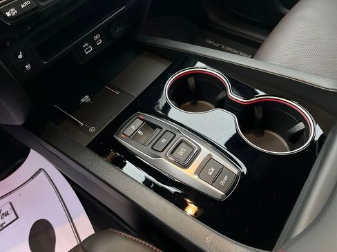 Used 2024 Honda Ridgeline Black Edition image 25