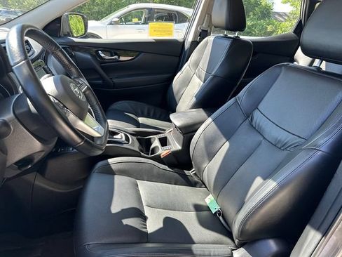 Used 2022 Nissan Rogue Sport SL AWD/4WD image 36