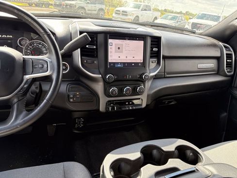 Used 2024 RAM 3500 Big Horn AWD/4WD image 30
