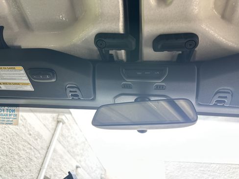 Used 2021 Jeep Wrangler Unlimited Rubicon AWD/4WD image 30