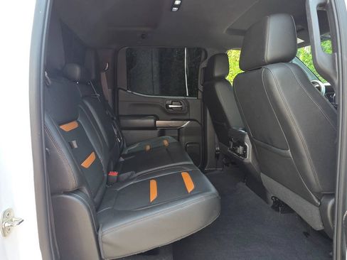 Used 2019 GMC Sierra 1500 AT4 w/ AT4 Premium Package AWD/4WD image 46
