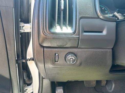 Certified 2022 GMC Canyon Elevation RWD image 14