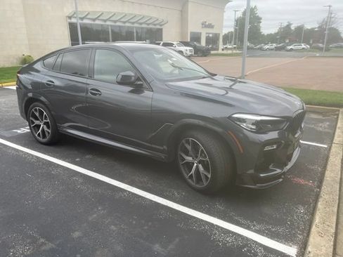 Used 2021 BMW X6 xDrive40i w/ M Sport Package AWD/4WD image 2