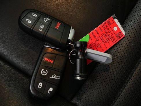 Used 2020 Jeep Grand Cherokee Limited X image 39