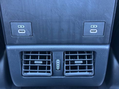 Used 2023 Toyota bZ4X XLE image 33