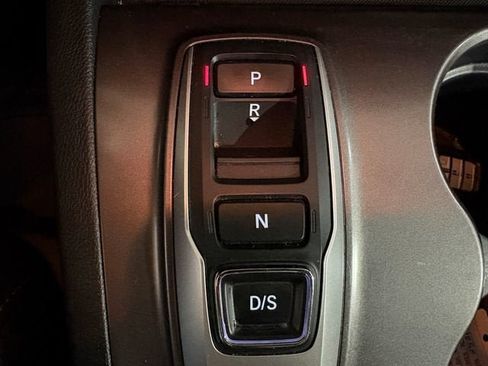 Used 2021 Honda Pilot Special Edition image 16