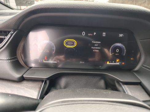 New 2026 Jeep Grand Cherokee Altitude image 32