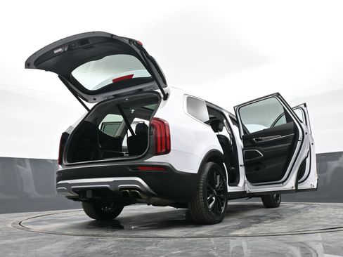 Used 2021 Kia Telluride SX w/ SX Prestige Package image 52