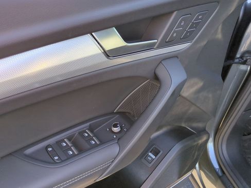 Used 2024 Audi Q5 2.0T Prestige image 14