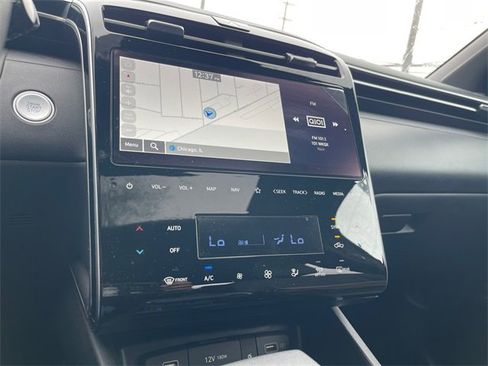 Used 2024 Hyundai Santa Cruz Night image 14