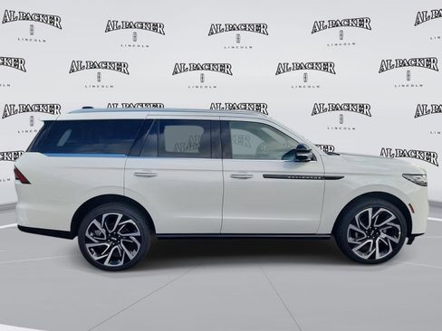 New 2026 Lincoln Navigator Black Label AWD/4WD image 6