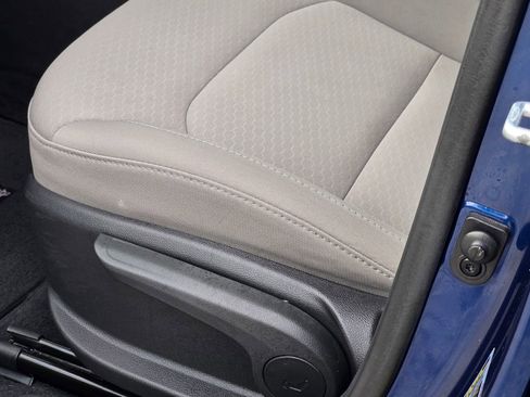 Used 2019 Hyundai Elantra SE image 28