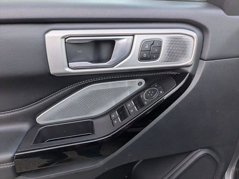 Used 2022 Ford Explorer ST w/ Equipment Group 401A image 22