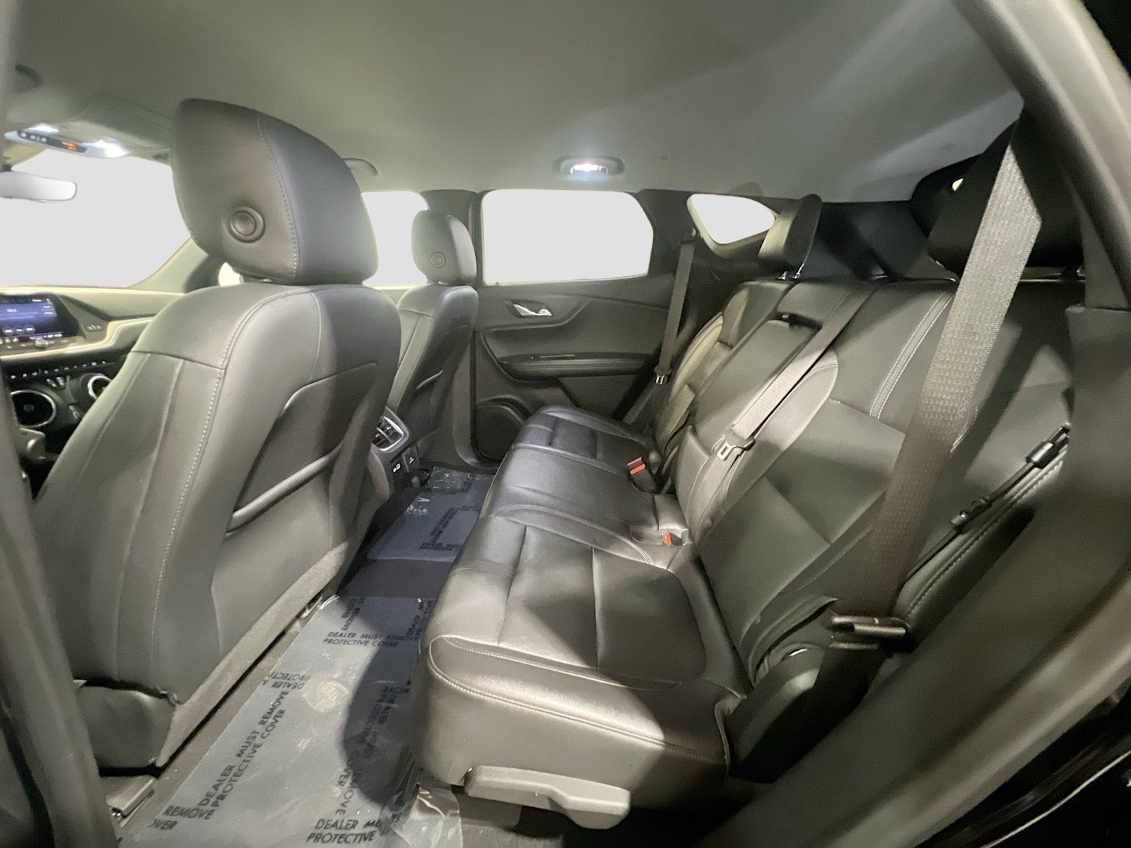 Used 2021 Chevrolet Blazer LT w/ Sound & Technology Package FWD image 17