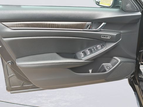 Used 2019 Honda Accord EX-L image 20