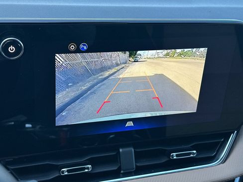 Used 2026 Chevrolet Equinox ACTIV AWD/4WD image 19