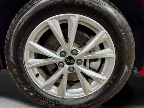 Used 2024 Audi Q3 2.0T Premium image 30