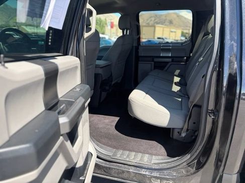 Used 2015 Ford F150 XLT w/ Equipment Group 301A Mid AWD/4WD image 18