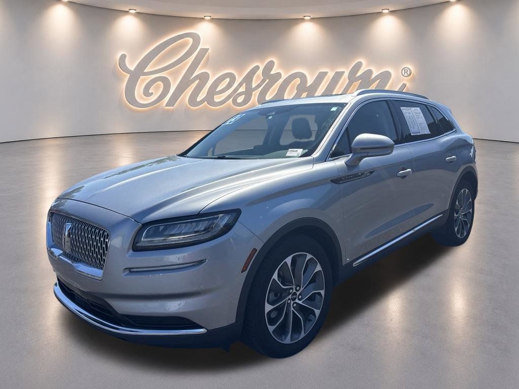 Used 2023 Lincoln Nautilus Reserve AWD/4WD image 1
