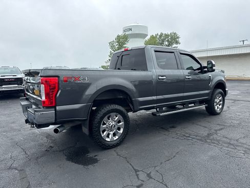 Used 2017 Ford F250 Lariat w/ Chrome Package AWD/4WD image 5