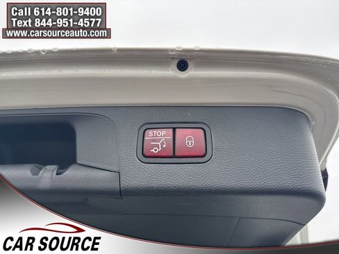 Used 2022 Mercedes-Benz GLC 300 4MATIC image 30