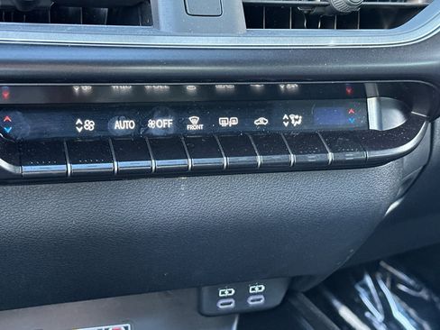 Certified 2025 Lexus UX 300h FWD w/ Accessory Package (Z2) image 19