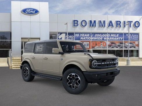 New 2025 Ford Bronco Outer Banks image 7