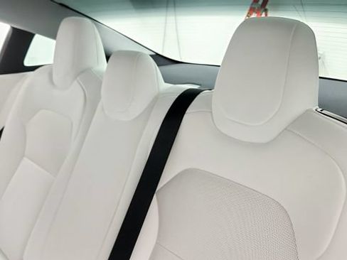 Used 2026 Tesla Model 3 RWD image 43