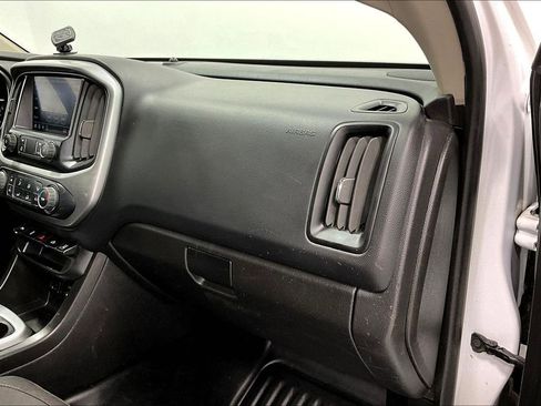 Used 2022 Chevrolet Colorado LT w/ Fleet Safety Package image 19